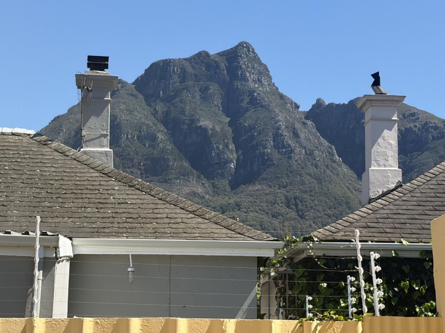 To Let 4 Bedroom Property for Rent in Rondebosch Village Western Cape